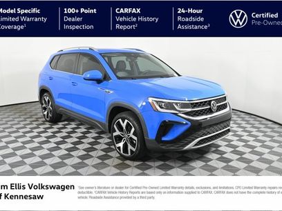 Certified 2022 Volkswagen Taos SEL w/ Panoramic Sunroof Package