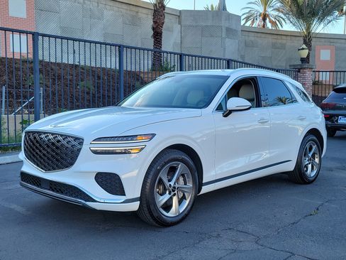 Certified 2026 Genesis GV70 2.5T image 1