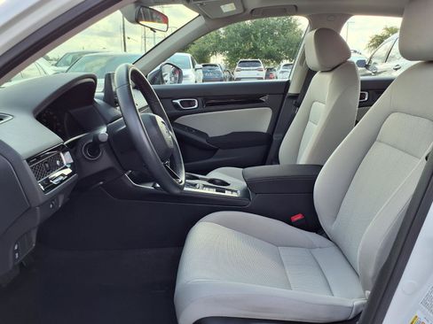 Used 2023 Honda Civic EX image 18
