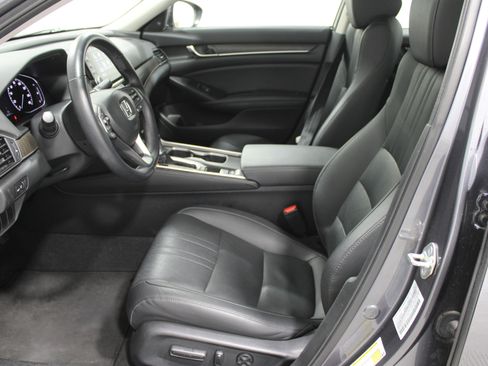 Used 2020 Honda Accord EX-L image 3