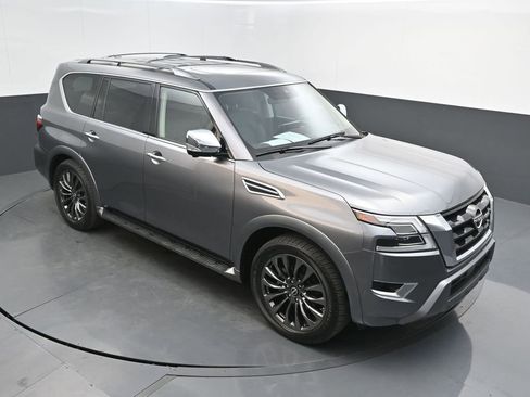 Used 2023 Nissan Armada Platinum w/ Captain's Chairs Package image 33