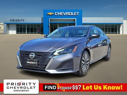 Used 2024 Nissan Altima 2.5 SV