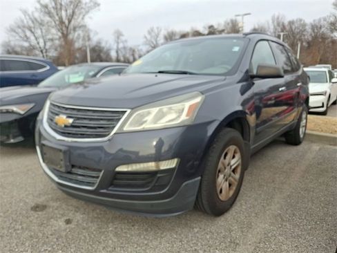 Used 2014 Chevrolet Traverse LS image 3