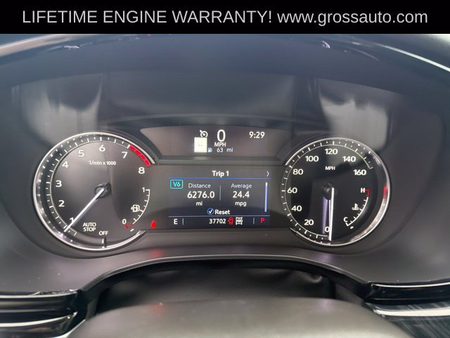 Used 2025 Cadillac XT6 Premium Luxury AWD/4WD image 14