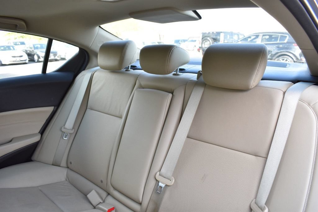 Used 2014 Acura ILX w/ Technology Package FWD image 21
