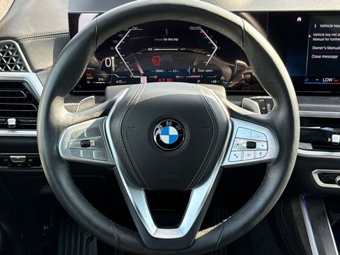 Used 2023 BMW X7 xDrive40i w/ Premium Package AWD/4WD image 17