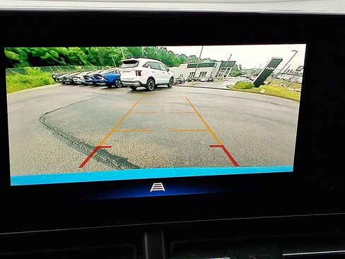 Used 2024 Chevrolet Trax RS w/ Driver Confidence Package FWD image 18
