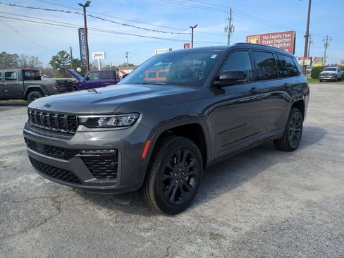 New 2026 Jeep Grand Cherokee L Limited AWD/4WD image 7