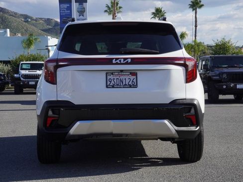 Used 2025 Kia Seltos EX w/ EX Sunroof Package image 5