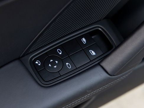 Certified 2024 Porsche 911 Targa 4S image 24