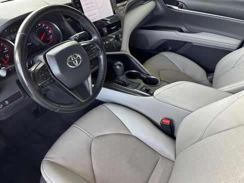 Used 2021 Toyota Camry XSE w/ Carpet Mat Package (TMS) image 4