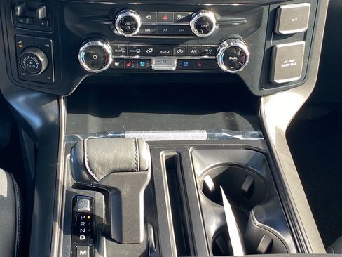 New 2025 Ford F150 Lariat w/ Equipment Group 501A Mid image 9