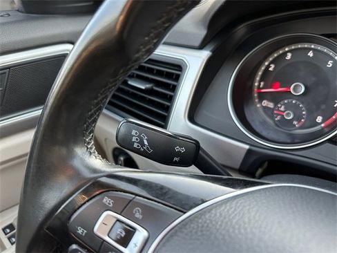 Used 2019 Volkswagen Atlas SE image 24