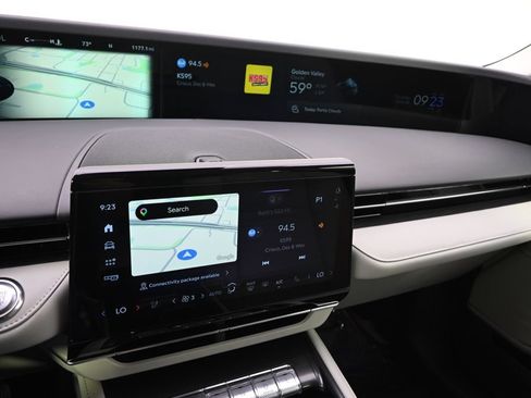 New 2026 Lincoln Nautilus Reserve AWD/4WD image 26