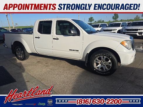 Used 2012 Suzuki Equator Sport AWD/4WD image 12