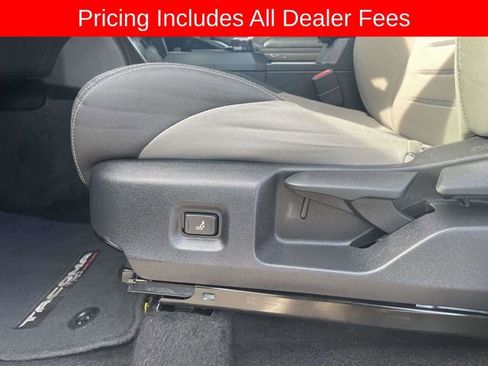 Used 2024 Toyota Tacoma TRD Off-Road AWD/4WD image 20