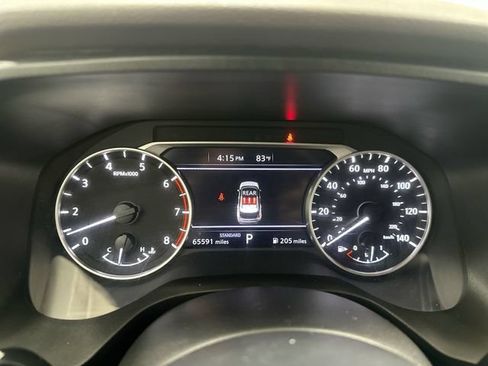 Used 2023 Nissan Rogue SV FWD image 11