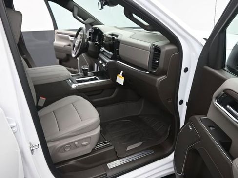New 2026 GMC Sierra 1500 SLT w/ SLT Premium Plus Package image 17