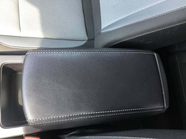 Used 2018 Ford Escape SE FWD image 20