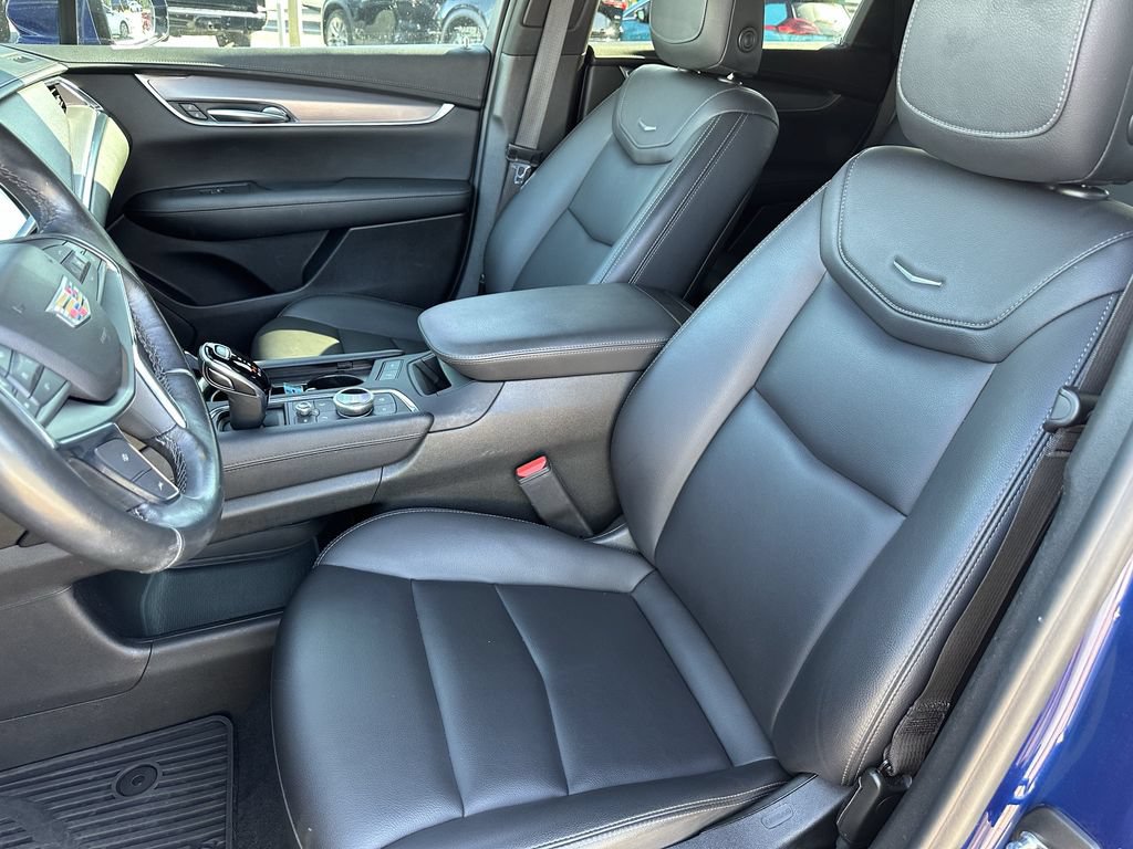 Used 2023 Cadillac XT5 Luxury FWD image 22