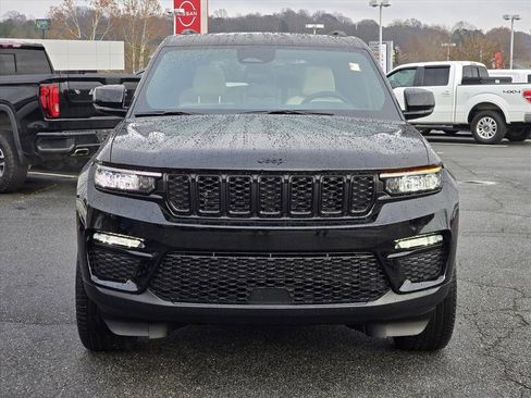 New 2025 Jeep Grand Cherokee Limited image 17