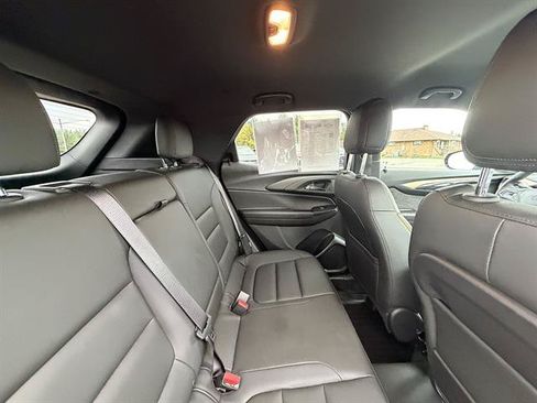 Used 2024 Chevrolet TrailBlazer ACTIV AWD/4WD image 18