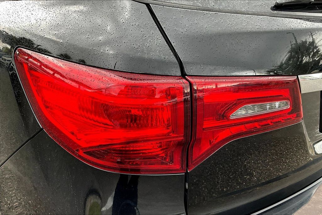 Used 2019 Acura MDX FWD image 22