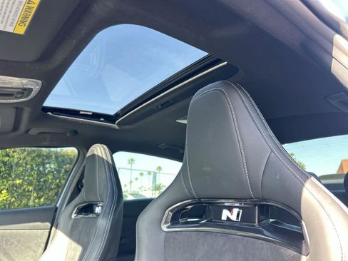 Used 2025 Hyundai Elantra N image 32