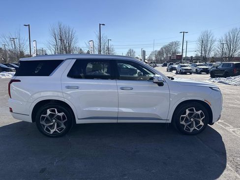 Used 2022 Hyundai Palisade Calligraphy image 9