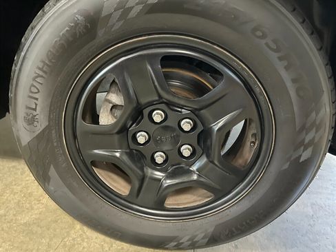 Used 2020 Jeep Renegade Sport w/ UConnect 7.0 Group AWD/4WD image 24