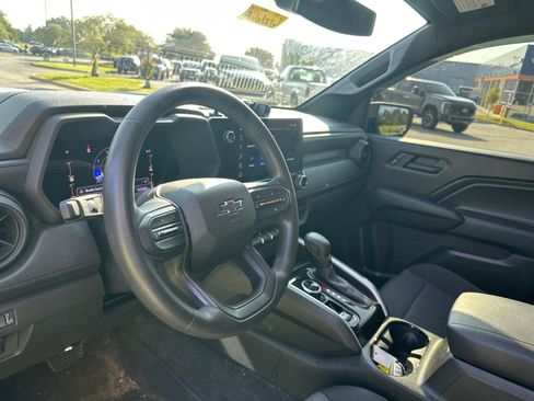Used 2023 Chevrolet Colorado Trail Boss w/ Advanced Trailering Package AWD/4WD image 16