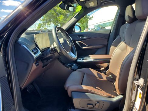 Certified 2024 BMW X1 xDrive28i w/ Technology Package AWD/4WD image 9