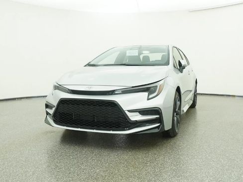 New 2026 Toyota Corolla SE FWD image 32