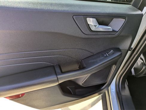 Used 2023 Ford Escape ST-Line w/ Tech Pack #1 image 11