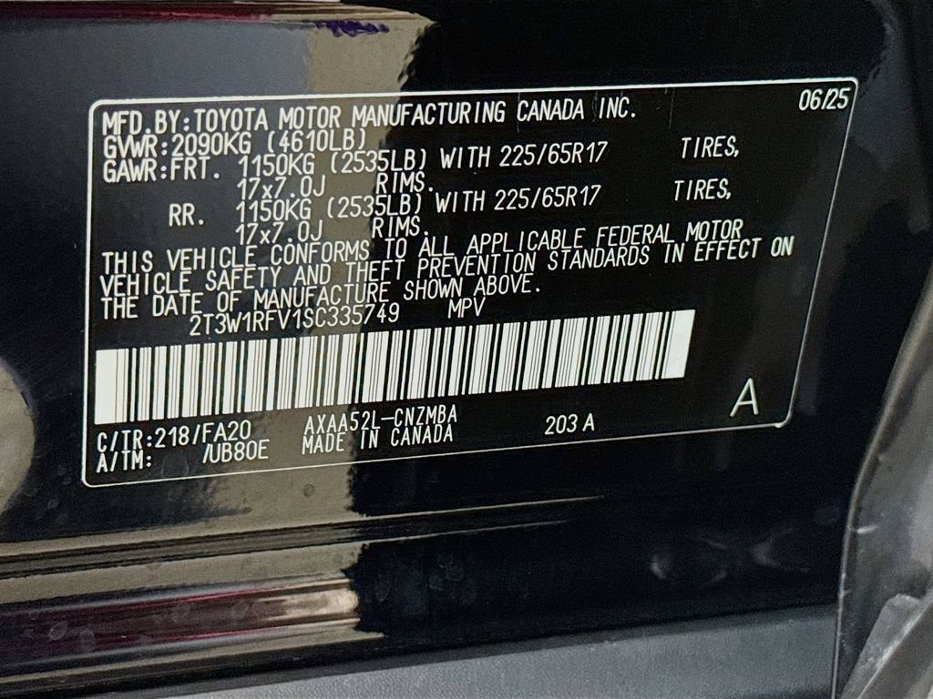 Used 2025 Toyota RAV4 XLE FWD image 40