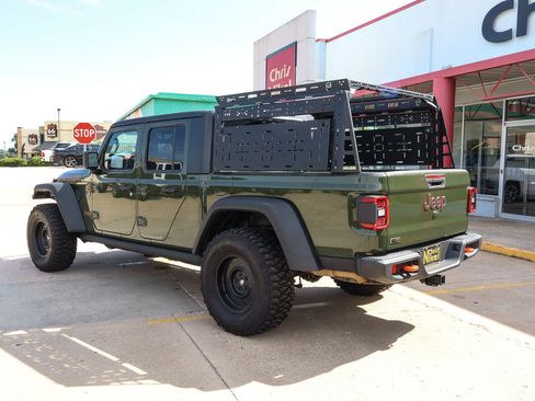 Used 2023 Jeep Gladiator Mojave w/ LED Lighting Group AWD/4WD image 13