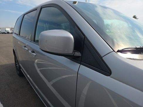 Used 2019 Dodge Grand Caravan GT image 5