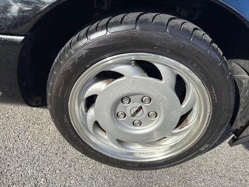 Used 1992 Chevrolet Corvette Convertible image 27