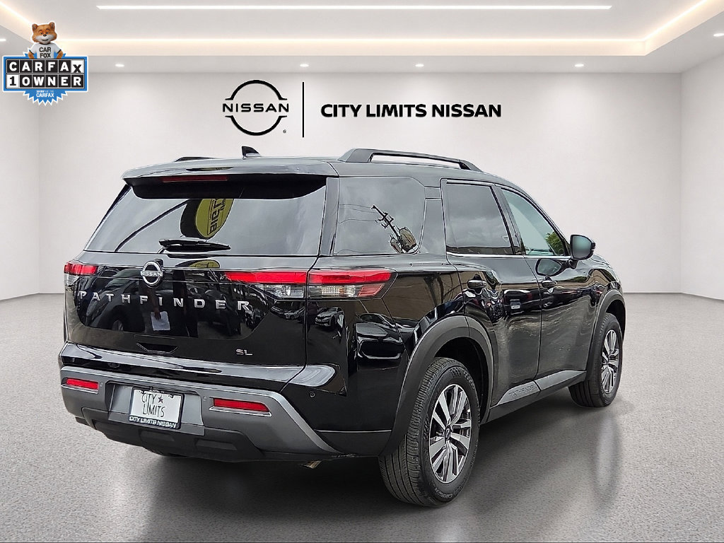 Used 2026 Nissan Pathfinder SL FWD image 5