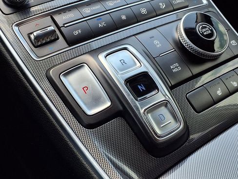 Used 2023 Hyundai Santa Fe SEL FWD image 18