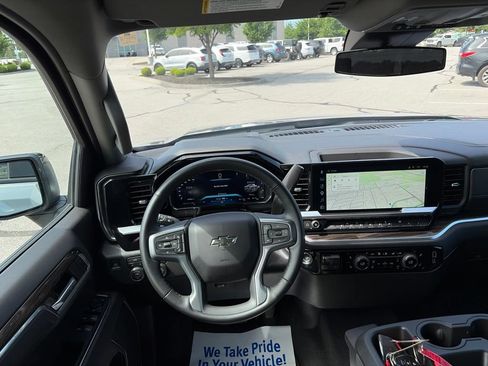 Used 2026 Chevrolet Silverado 1500 RST AWD/4WD image 41