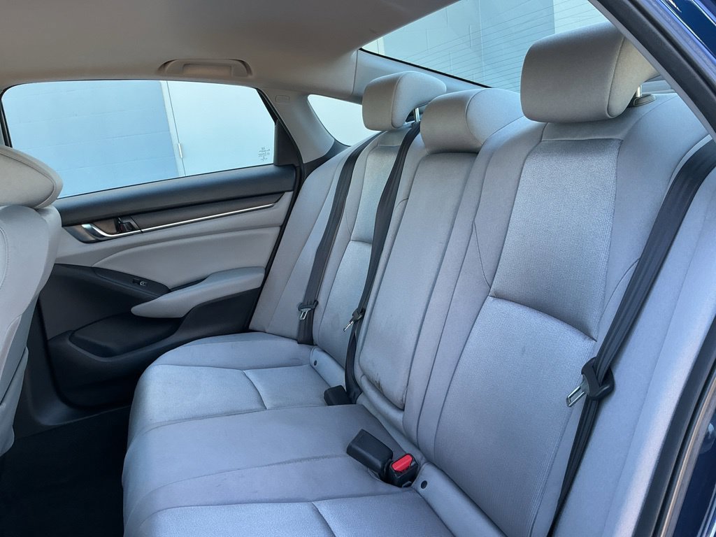 Used 2020 Honda Accord EX image 30