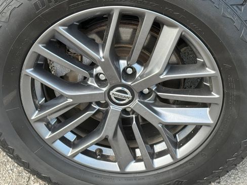 Used 2021 Nissan Rogue S AWD/4WD image 40