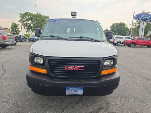 Used 2017 GMC Savana 2500 w/ All Terrain Package RWD image 3