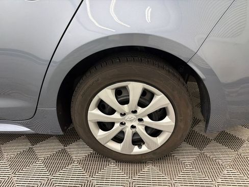 Used 2024 Toyota Corolla LE FWD image 18