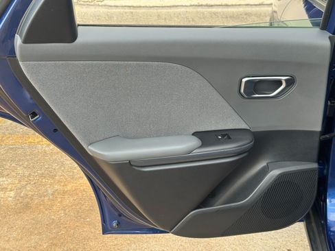 Used 2025 Kia K4 EX FWD image 36