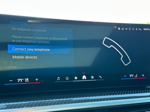 Used 2025 BMW X6 M Competition w/ Executive Package image 45