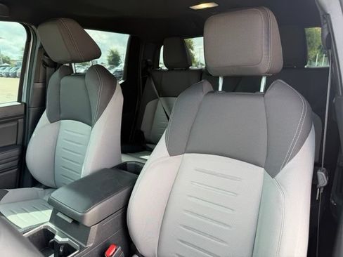 Used 2025 Toyota Tacoma TRD Sport RWD image 10