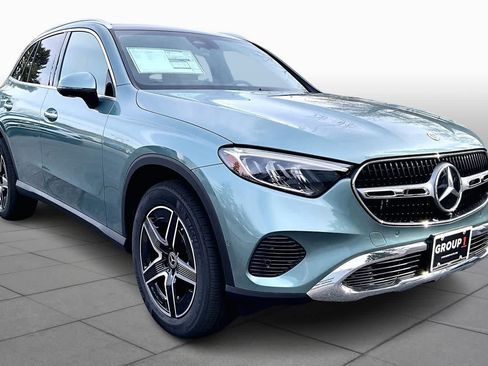 Used 2026 Mercedes-Benz GLC 300 4MATIC image 2