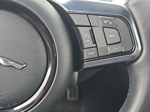 Used 2021 Jaguar F-TYPE Convertible RWD image 18